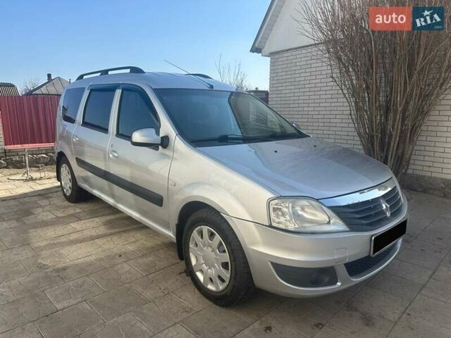 Сірий Рено Логан, об'ємом двигуна 1.6 л та пробігом 163 тис. км за 5300 $, фото 1 на Automoto.ua