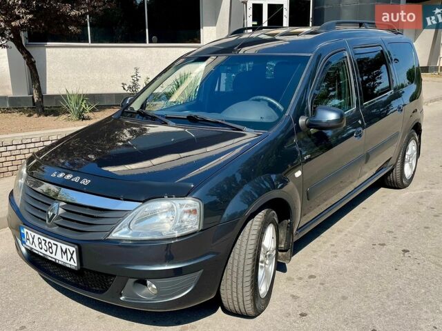Сірий Рено Логан, об'ємом двигуна 1.6 л та пробігом 163 тис. км за 6900 $, фото 1 на Automoto.ua