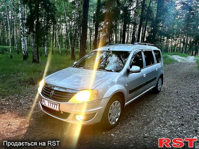 Серый Рено Логан, объемом двигателя 1.6 л и пробегом 168 тыс. км за 5300 $, фото 1 на Automoto.ua