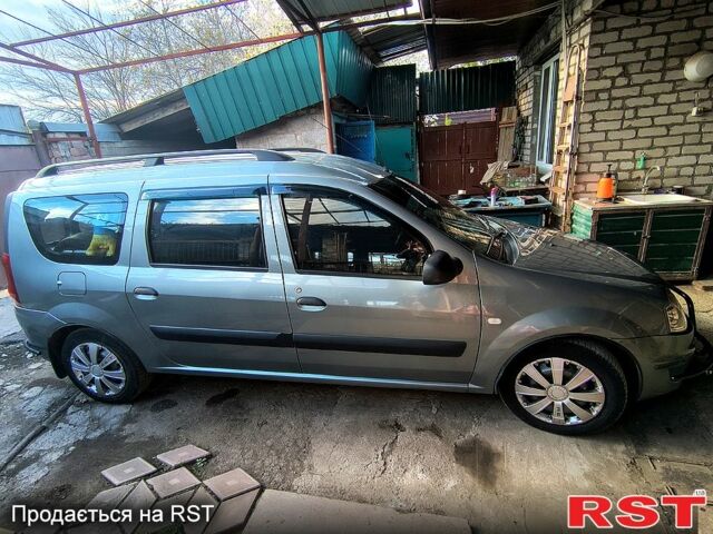 Сірий Рено Логан, об'ємом двигуна 1.6 л та пробігом 110 тис. км за 7100 $, фото 1 на Automoto.ua