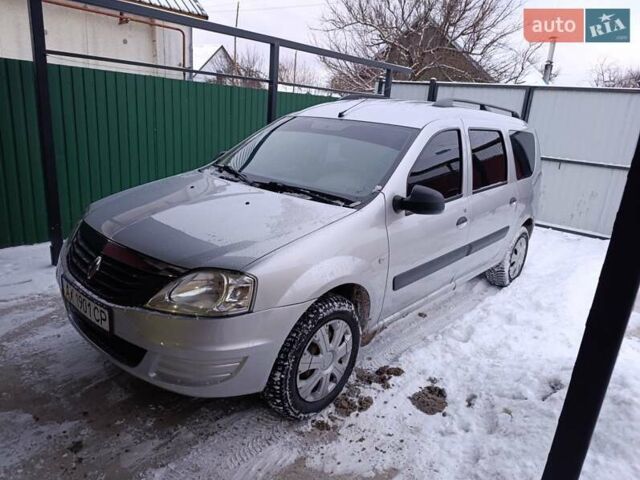 Сірий Рено Логан, об'ємом двигуна 1.6 л та пробігом 230 тис. км за 4900 $, фото 1 на Automoto.ua