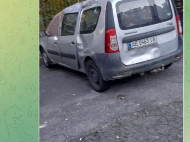 Рено Логан 2012 у Дніпро (Дніпропетровську) на Automoto.ua Сірий Рено Логан, об'ємом двигуна 1.6 л та пробігом 110 тис. км за 3500 $, фото 1 на Automoto.ua