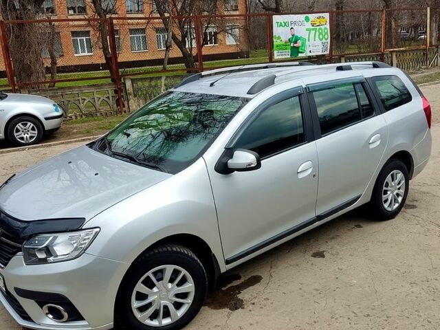 Серый Рено Логан, объемом двигателя 1.5 л и пробегом 62 тыс. км за 12300 $, фото 1 на Automoto.ua