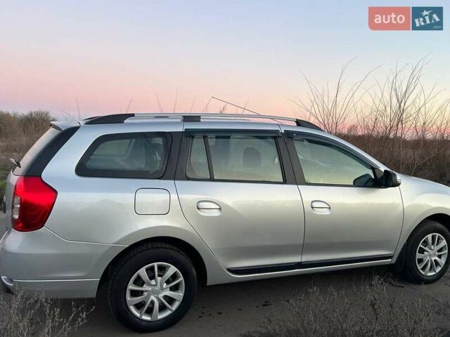 Сірий Рено Логан, об'ємом двигуна 1.46 л та пробігом 52 тис. км за 11500 $, фото 1 на Automoto.ua