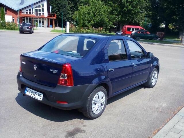 Синий Рено Логан, объемом двигателя 1.4 л и пробегом 215 тыс. км за 3300 $, фото 1 на Automoto.ua