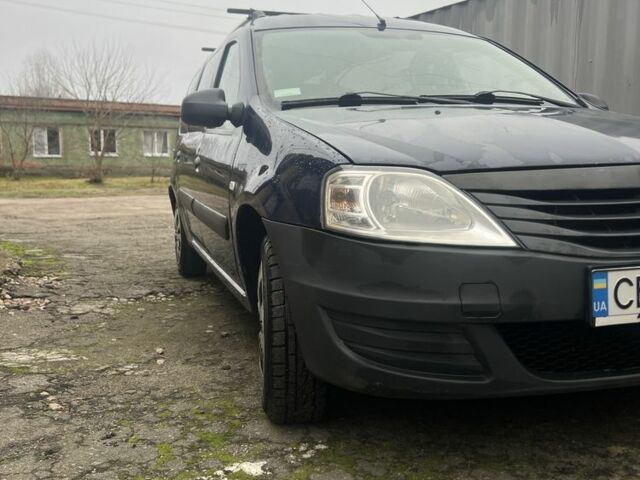 Синій Рено Логан, об'ємом двигуна 1.6 л та пробігом 430 тис. км за 3500 $, фото 1 на Automoto.ua