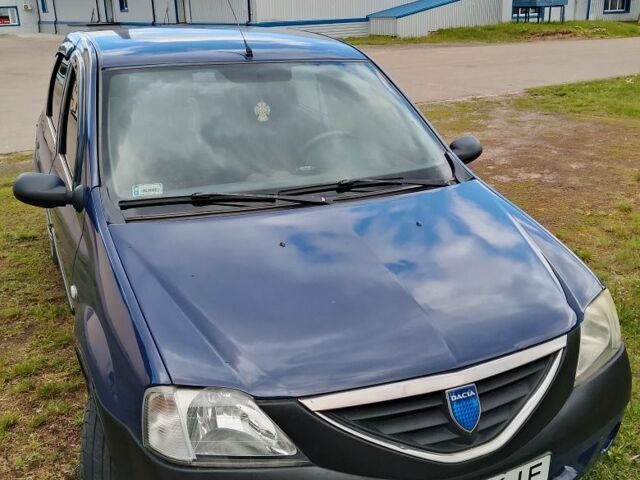 Синій Рено Логан, об'ємом двигуна 1.4 л та пробігом 256 тис. км за 2800 $, фото 1 на Automoto.ua