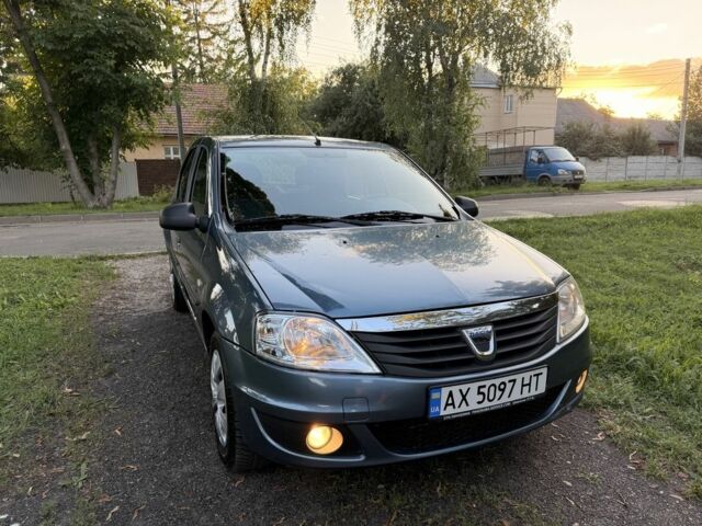 Синій Рено Логан, об'ємом двигуна 1.4 л та пробігом 146 тис. км за 3699 $, фото 1 на Automoto.ua