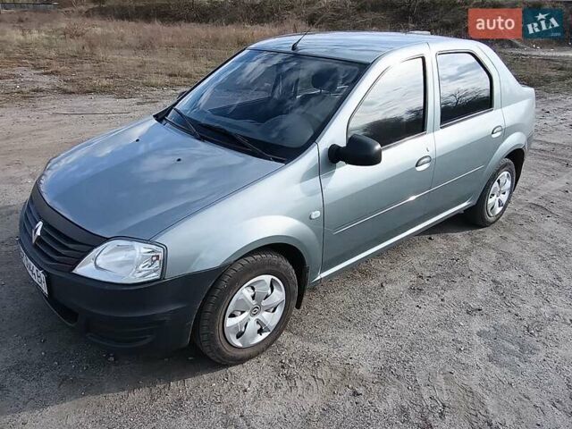 Синій Рено Логан, об'ємом двигуна 1.39 л та пробігом 183 тис. км за 4500 $, фото 1 на Automoto.ua