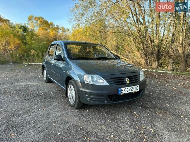 Синий Рено Логан, объемом двигателя 1.39 л и пробегом 147 тыс. км за 3700 $, фото 1 на Automoto.ua