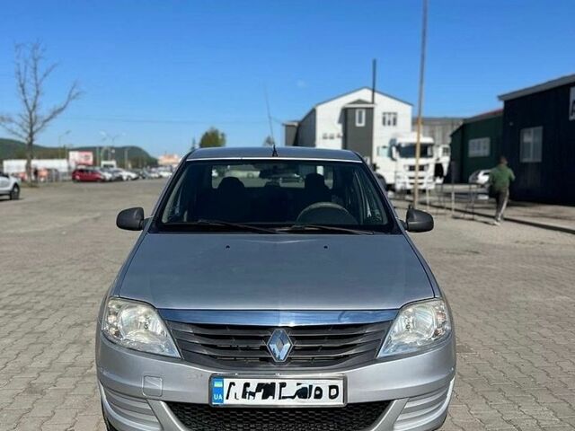 Синій Рено Логан, об'ємом двигуна 1.4 л та пробігом 97 тис. км за 4800 $, фото 1 на Automoto.ua
