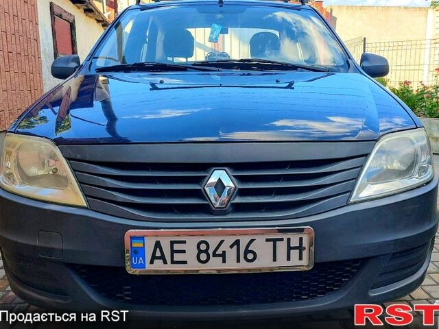 Синий Рено Логан, объемом двигателя 1.4 л и пробегом 199 тыс. км за 3700 $, фото 1 на Automoto.ua