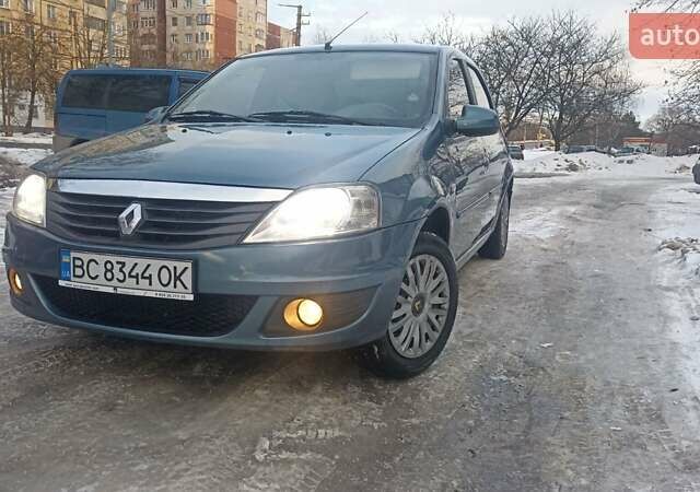 Синій Рено Логан, об'ємом двигуна 1.6 л та пробігом 167 тис. км за 5200 $, фото 1 на Automoto.ua