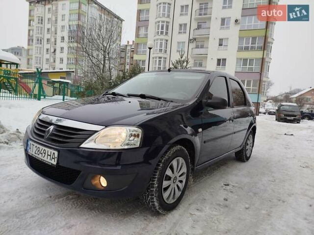 Синій Рено Логан, об'ємом двигуна 1.39 л та пробігом 112 тис. км за 5300 $, фото 1 на Automoto.ua