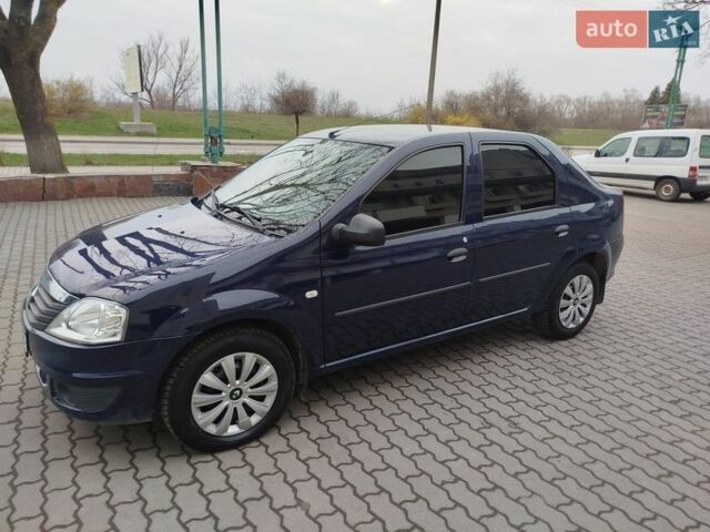 Синий Рено Логан, объемом двигателя 1.39 л и пробегом 112 тыс. км за 4350 $, фото 1 на Automoto.ua