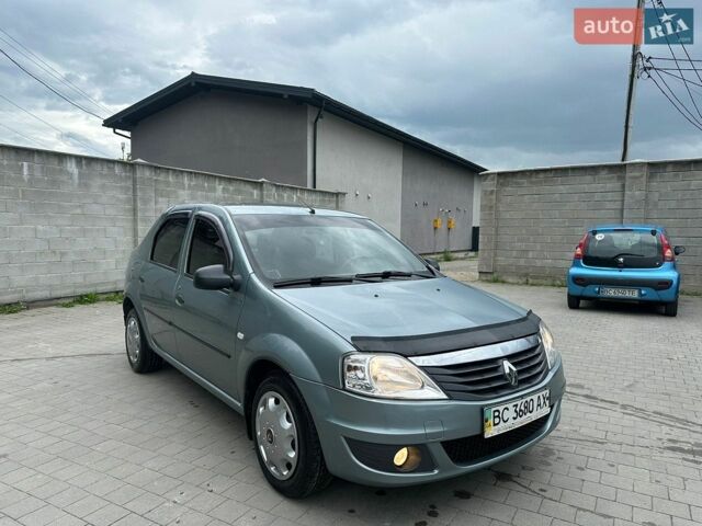 Синий Рено Логан, объемом двигателя 1.4 л и пробегом 165 тыс. км за 3850 $, фото 1 на Automoto.ua