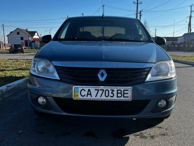 Синій Рено Логан, об'ємом двигуна 1.4 л та пробігом 306 тис. км за 4100 $, фото 1 на Automoto.ua