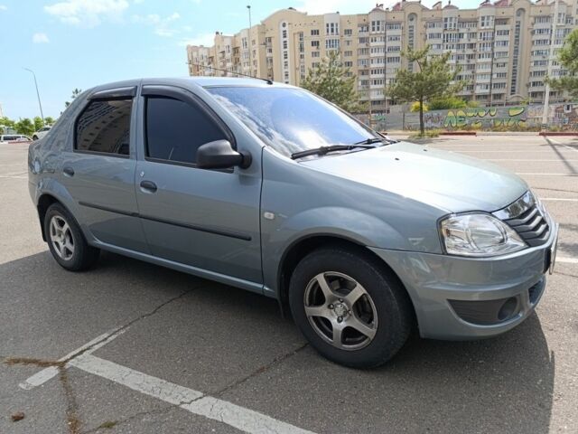 Синий Рено Логан, объемом двигателя 1.6 л и пробегом 52 тыс. км за 7000 $, фото 1 на Automoto.ua