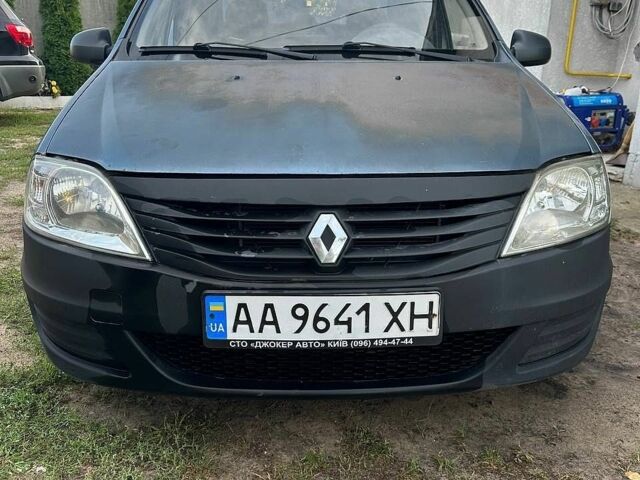 Синій Рено Логан, об'ємом двигуна 1.39 л та пробігом 505 тис. км за 3900 $, фото 1 на Automoto.ua
