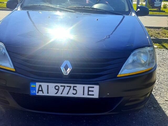 Синій Рено Логан, об'ємом двигуна 1.4 л та пробігом 300 тис. км за 3650 $, фото 1 на Automoto.ua