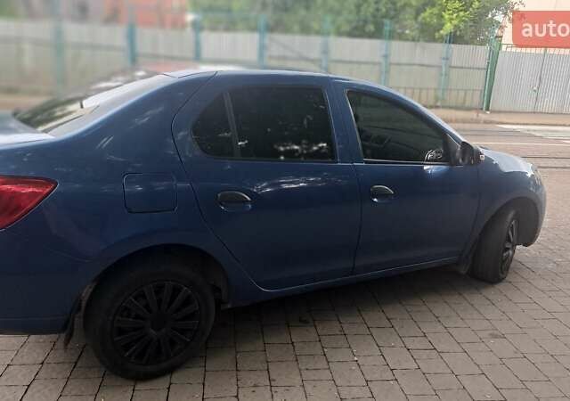 Синий Рено Логан, объемом двигателя 1.15 л и пробегом 151 тыс. км за 5300 $, фото 1 на Automoto.ua