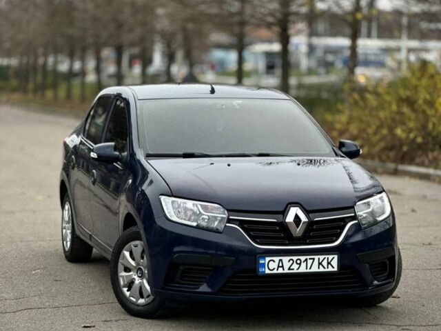 Синий Рено Логан, объемом двигателя 1 л и пробегом 100 тыс. км за 6100 $, фото 1 на Automoto.ua