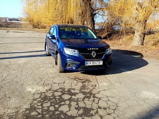 Синій Рено Логан, об'ємом двигуна 1.5 л та пробігом 312 тис. км за 8000 $, фото 1 на Automoto.ua