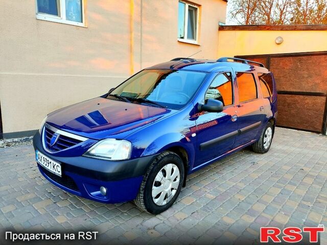 Синий Рено Логан, объемом двигателя 1.6 л и пробегом 220 тыс. км за 4800 $, фото 1 на Automoto.ua