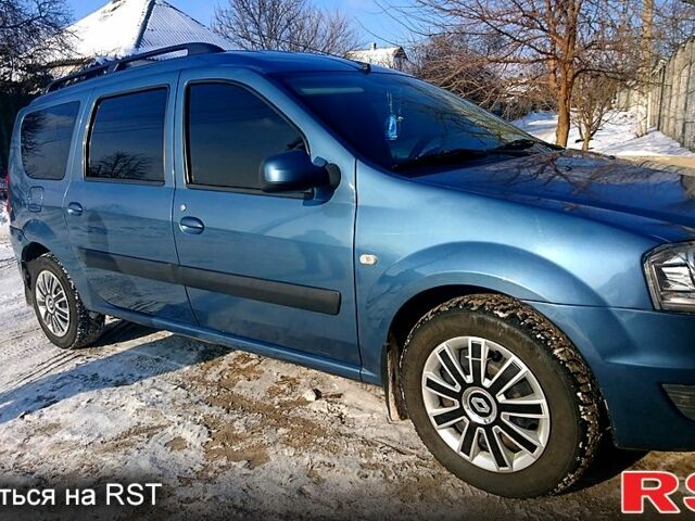Синий Рено Логан, объемом двигателя 1.6 л и пробегом 252 тыс. км за 5900 $, фото 1 на Automoto.ua