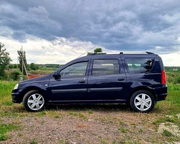 Синий Рено Логан, объемом двигателя 1.5 л и пробегом 217 тыс. км за 5800 $, фото 1 на Automoto.ua