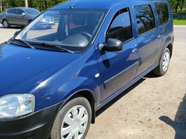 Синий Рено Логан, объемом двигателя 1.6 л и пробегом 203 тыс. км за 5200 $, фото 1 на Automoto.ua