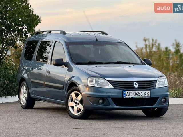 Синій Рено Логан, об'ємом двигуна 1.6 л та пробігом 185 тис. км за 5999 $, фото 1 на Automoto.ua