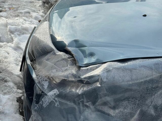 Синий Рено Логан, объемом двигателя 1.6 л и пробегом 237 тыс. км за 2550 $, фото 1 на Automoto.ua