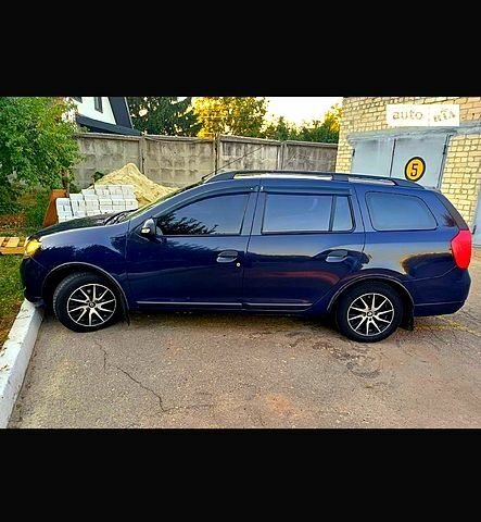 Синий Рено Логан, объемом двигателя 1.6 л и пробегом 235 тыс. км за 7000 $, фото 1 на Automoto.ua
