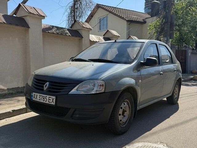 Зеленый Рено Логан, объемом двигателя 1.39 л и пробегом 203 тыс. км за 2600 $, фото 1 на Automoto.ua