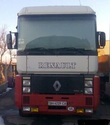 Білий Рено Магнум, об'ємом двигуна 10 л та пробігом 999 тис. км за 4700 $, фото 1 на Automoto.ua
