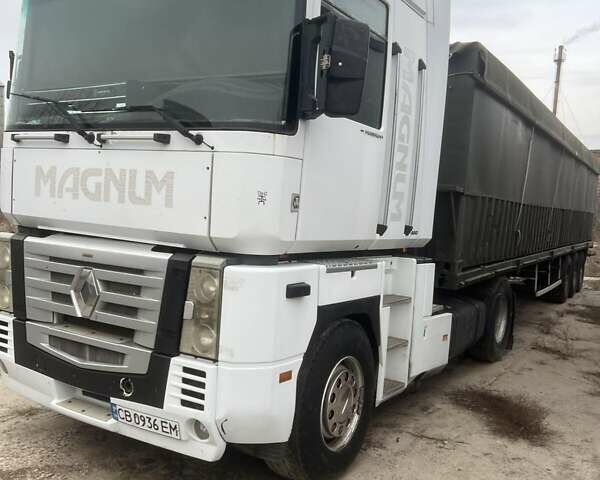 Белый Рено Магнум, объемом двигателя 0 л и пробегом 1 тыс. км за 12500 $, фото 1 на Automoto.ua