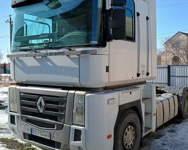 Белый Рено Магнум, объемом двигателя 12.8 л и пробегом 1 тыс. км за 11900 $, фото 1 на Automoto.ua
