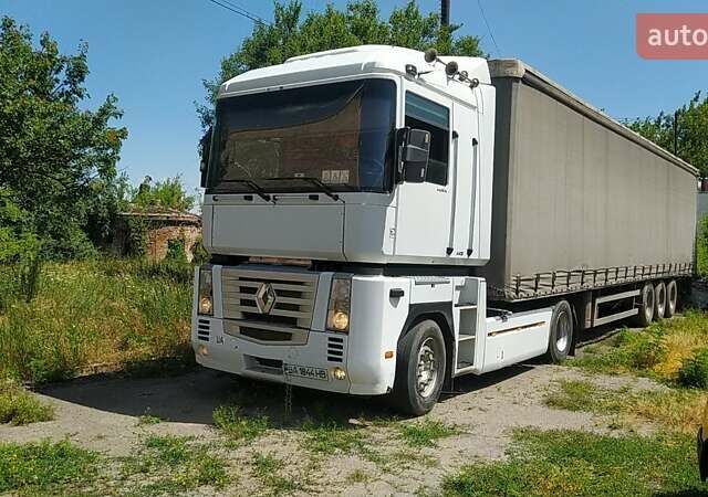 Белый Рено Магнум, объемом двигателя 11.93 л и пробегом 1 тыс. км за 13700 $, фото 1 на Automoto.ua