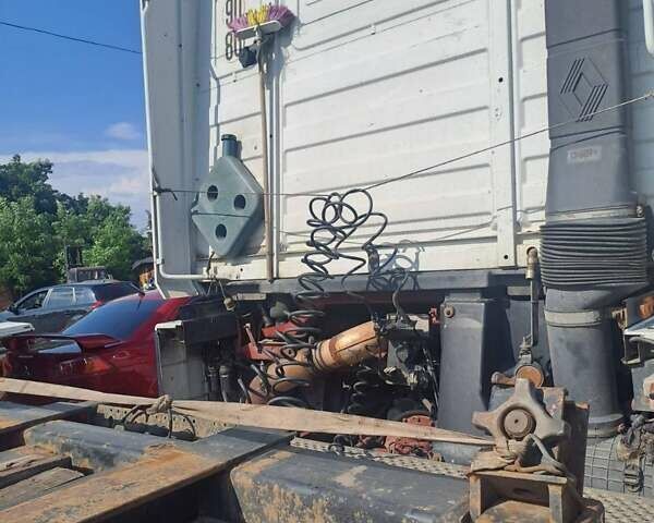 Білий Рено Магнум, об'ємом двигуна 11.93 л та пробігом 2 тис. км за 5500 $, фото 1 на Automoto.ua