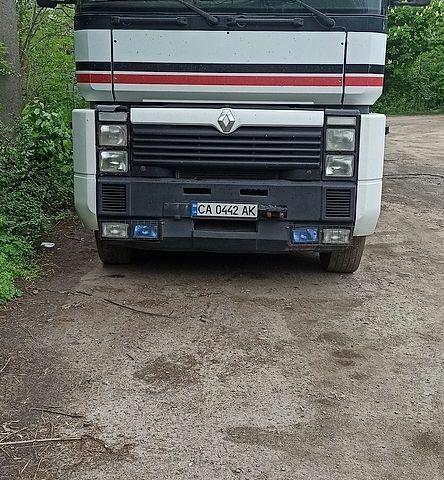 Білий Рено Магнум, об'ємом двигуна 12 л та пробігом 600 тис. км за 3500 $, фото 1 на Automoto.ua