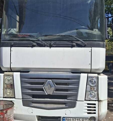 Білий Рено Магнум, об'ємом двигуна 12 л та пробігом 1000 тис. км за 6000 $, фото 1 на Automoto.ua