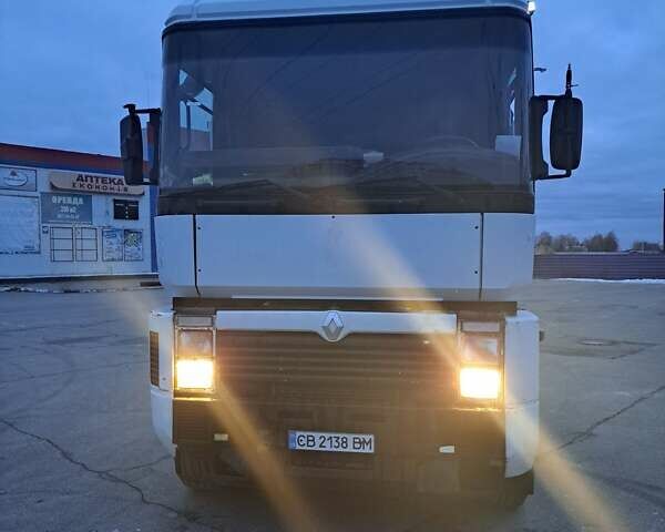 Белый Рено Магнум, объемом двигателя 11.9 л и пробегом 1 тыс. км за 4500 $, фото 1 на Automoto.ua