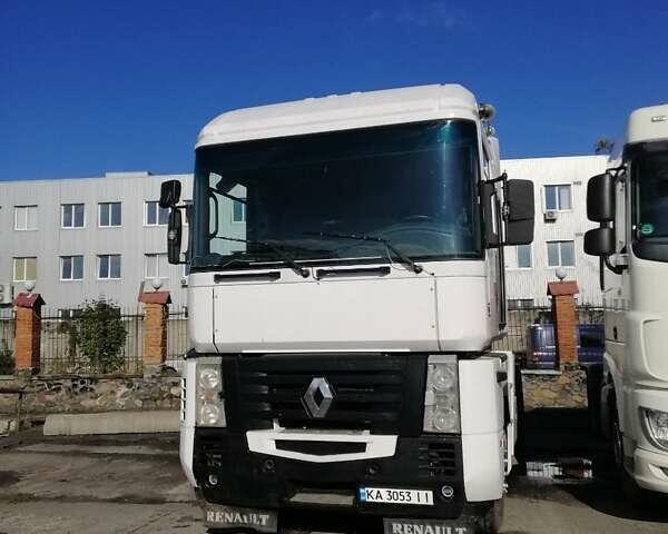 Белый Рено Магнум, объемом двигателя 0 л и пробегом 1 тыс. км за 4350 $, фото 1 на Automoto.ua
