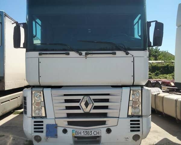 Рено Магнум 2003 в Одессе на Automoto.ua Белый Рено Магнум, объемом двигателя 12 л и пробегом 777 тыс. км за 4999 $, фото 1 на Automoto.ua