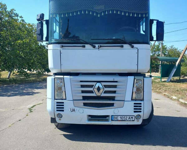 Белый Рено Магнум, объемом двигателя 0 л и пробегом 1 тыс. км за 5500 $, фото 1 на Automoto.ua