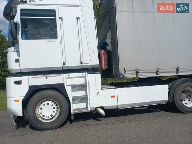 Білий Рено Магнум, об'ємом двигуна 11.93 л та пробігом 2 тис. км за 6000 $, фото 1 на Automoto.ua