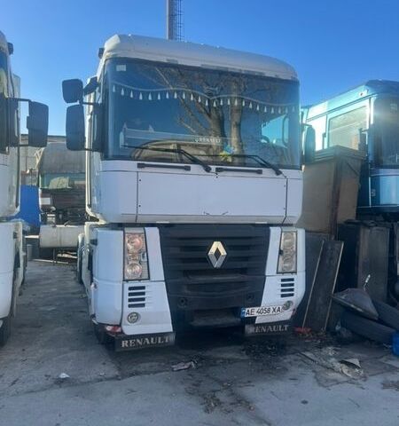 Белый Рено Магнум, объемом двигателя 11.93 л и пробегом 1 тыс. км за 5000 $, фото 1 на Automoto.ua