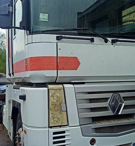 Білий Рено Магнум, об'ємом двигуна 14.8 л та пробігом 800 тис. км за 2700 $, фото 1 на Automoto.ua