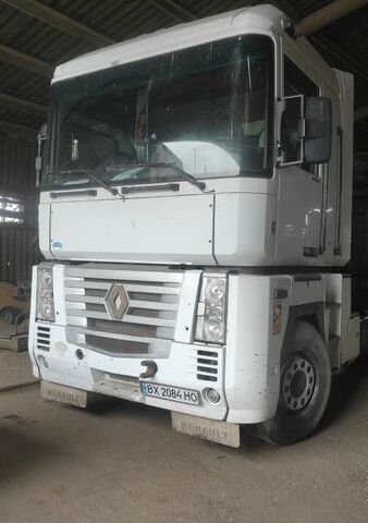 Белый Рено Магнум, объемом двигателя 11.93 л и пробегом 1 тыс. км за 5800 $, фото 1 на Automoto.ua